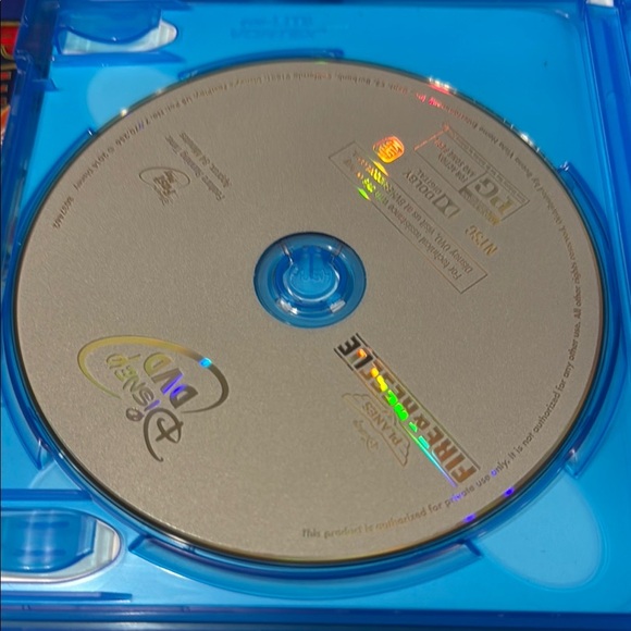 7 MOVIES/50$ Disney Planes Fire & Rescue Blu-ray and DVD Set - Picture 3 of 6